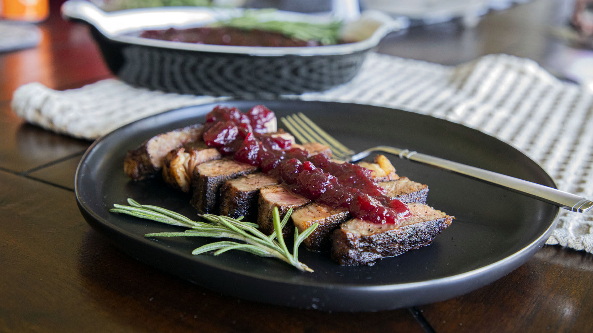 cranberry sauce2.jpg (copy)